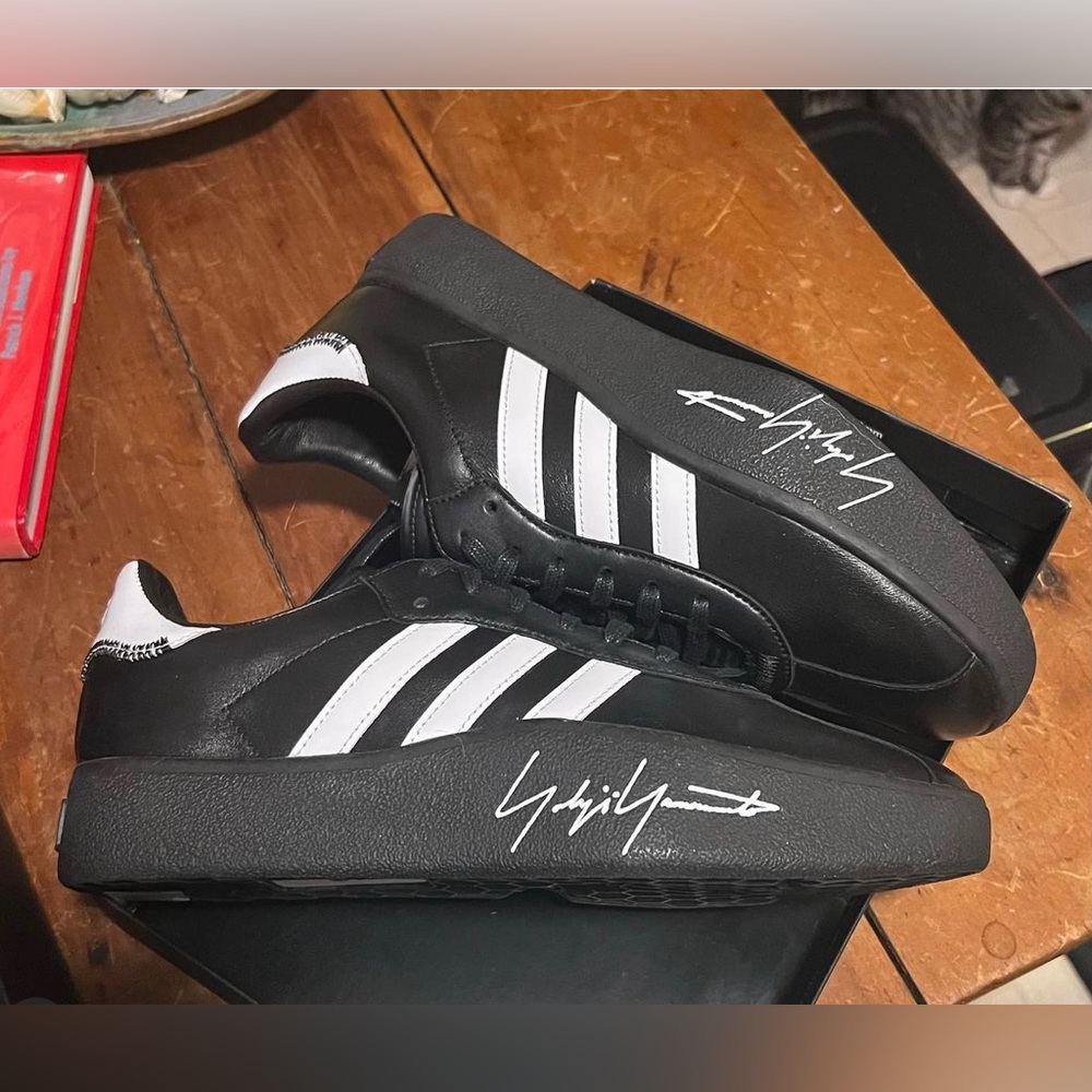 Y3 x Adidas sneakers brand new in box.